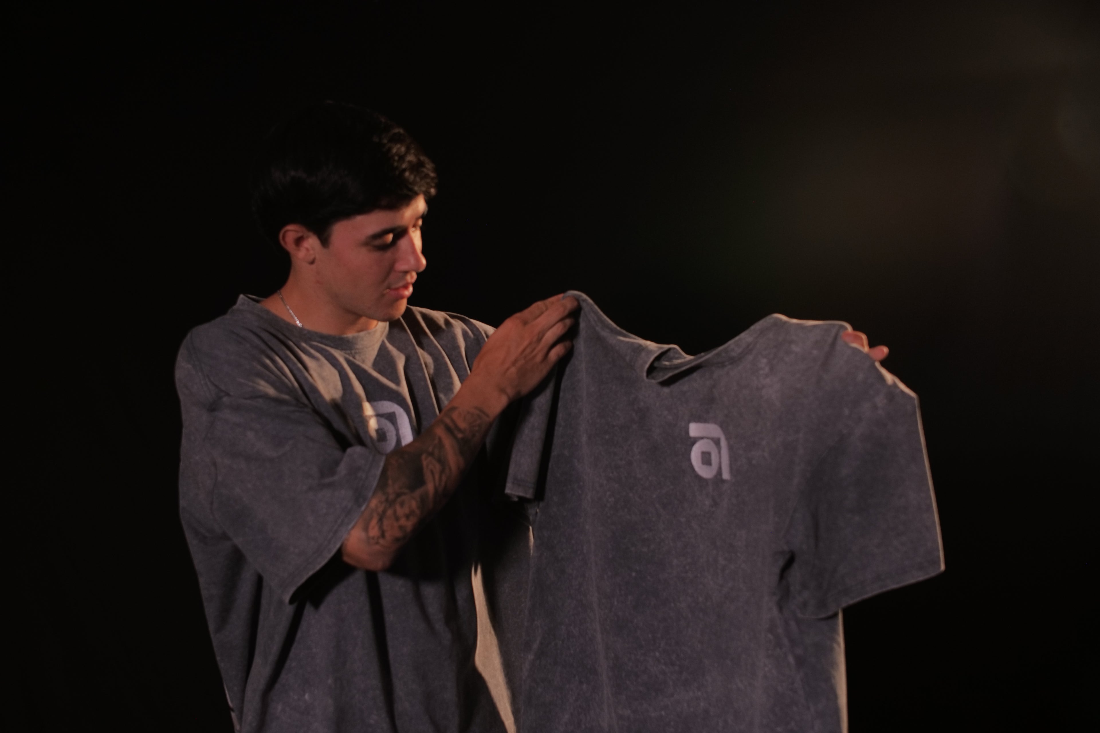 D10S // Oversize Gris Hielo Stonewashed - PREVENTA